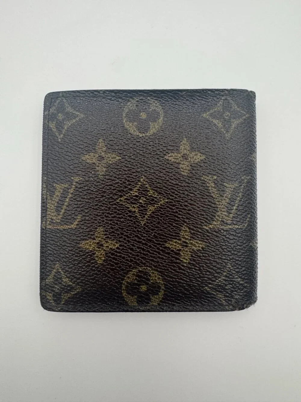 Louis Vuitton Monogram Men's Bifold Wallet